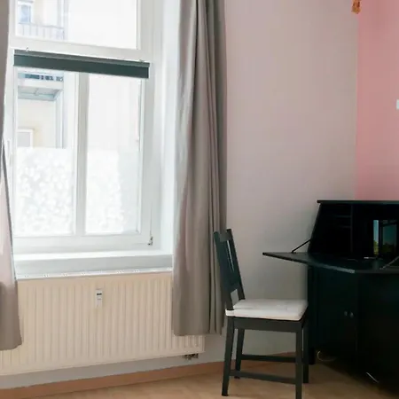Ruhige Beim Dresdner Panometer Mit Gratis Parkplatz دريسدن