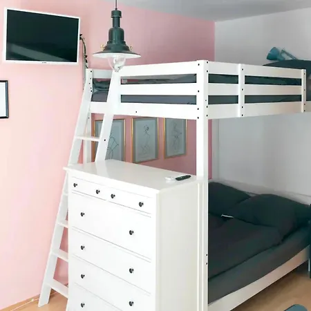 Apartment Ruhige Beim Dresdner Panometer Mit Gratis Parkplatz Dresden